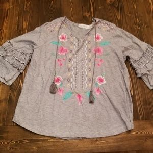 Bleu Bayou XL, 3/4 length sleeve, embroidered